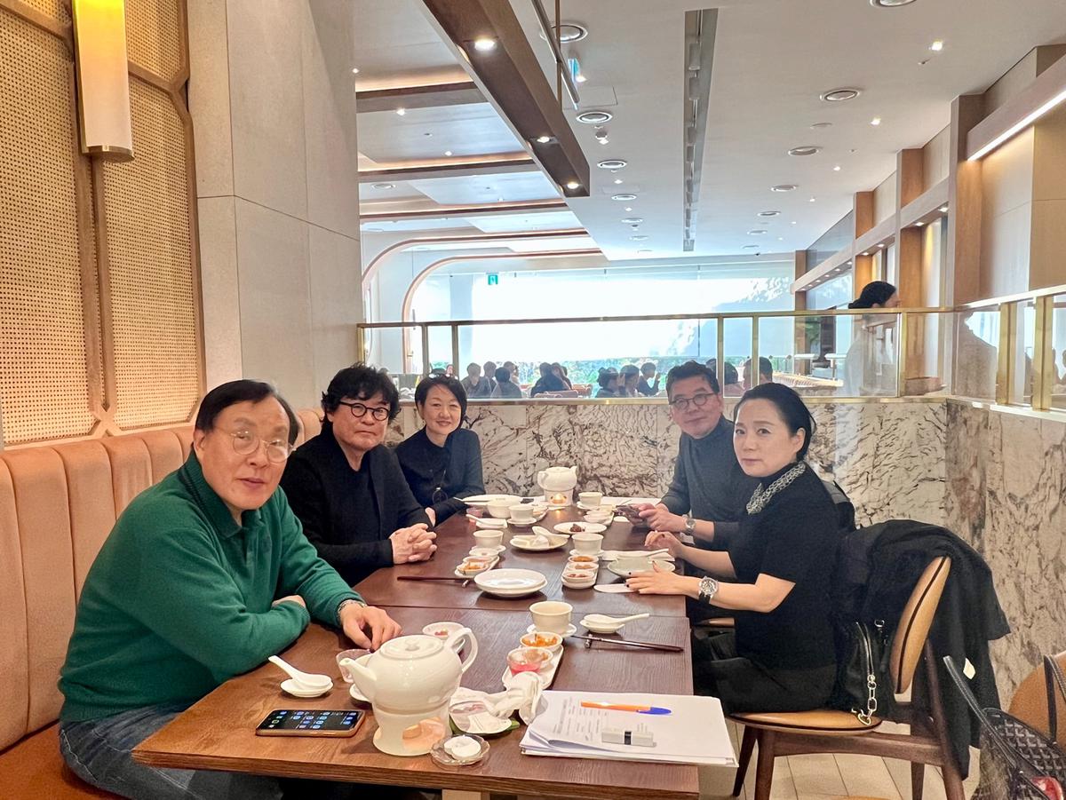 클릭하시면 슬라이드쇼 가 실행됩니다 2023년 10월 27일(금) 오전 11시 30분, 2023년 제1차 회장후보추천위원 소위원회 개최되었다.|(사)한국디자인단체총연합회