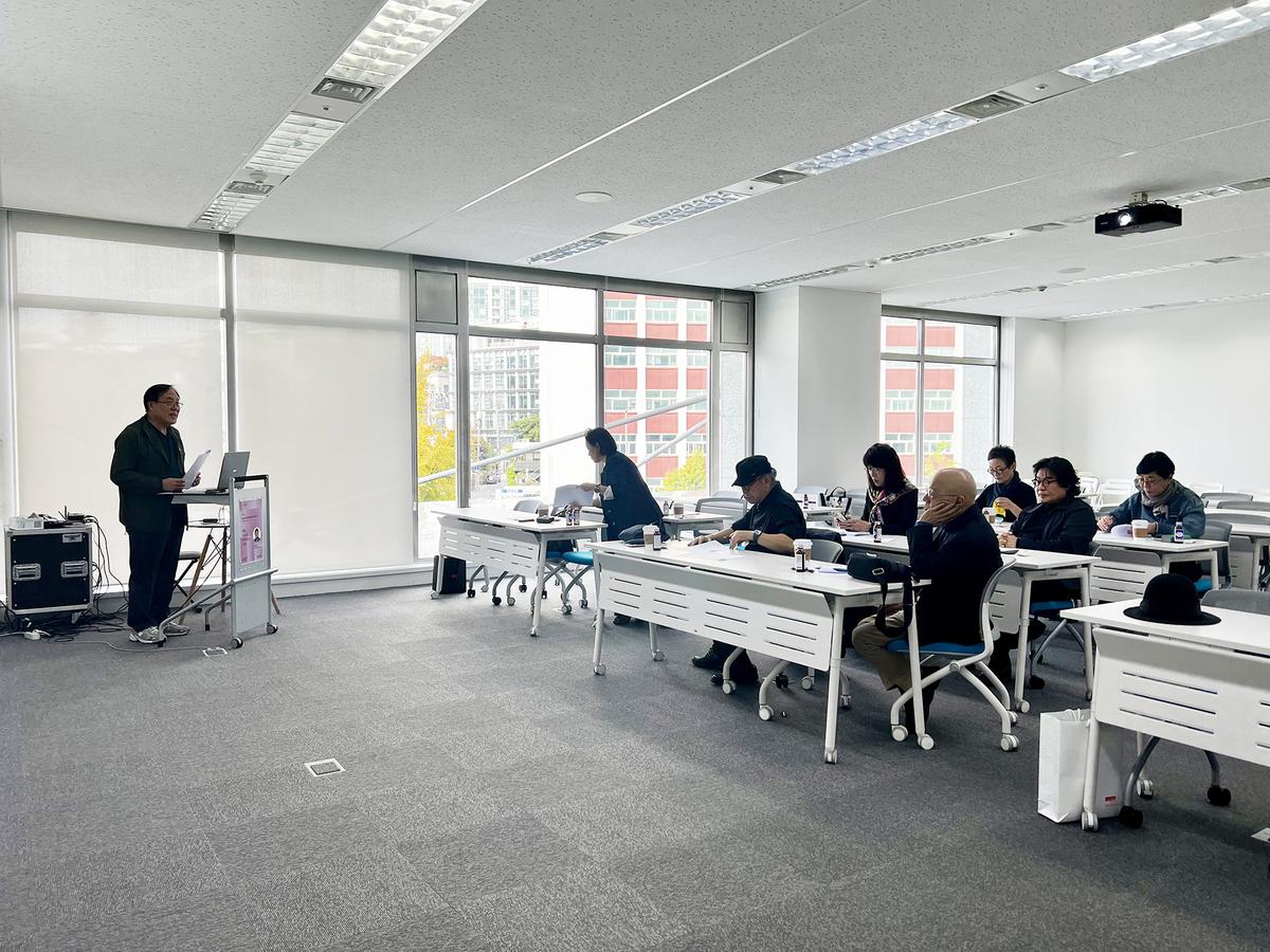 클릭하시면 슬라이드쇼 가 실행됩니다 디총30주년 기념 디자인어워드 2차 심사가 2025년 10월 20일(월)에 개최되었다.|(사)한국디자인단체총연합회