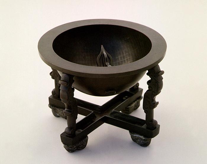 클릭하시면 슬라이드쇼 가 실행됩니다 디자인을 국가 전략산업으로 격상하고, 산업 혁신을 이끄는 동력으로 삼겠다는 취지로 별도 기념일을 제정했다.|(사)한국디자인단체총연합회