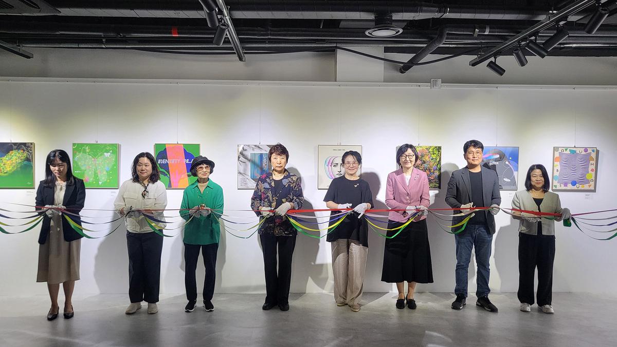 클릭하시면 슬라이드쇼 가 실행됩니다 2026년 6월 13일(토) 2026 KWVD 국제디자인초대전 오프닝에 참석하였습니다.|(사)한국디자인단체총연합회